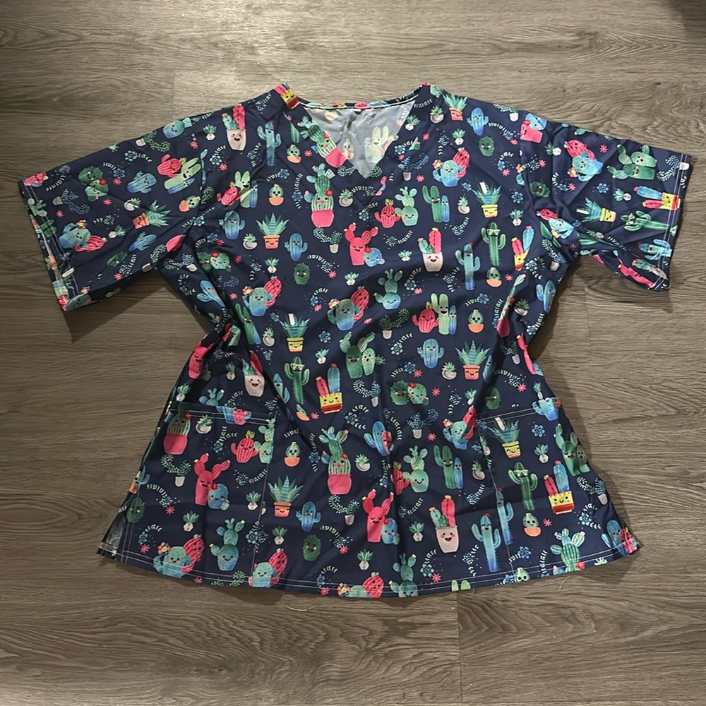 Cactus Scrub Top 🌵
